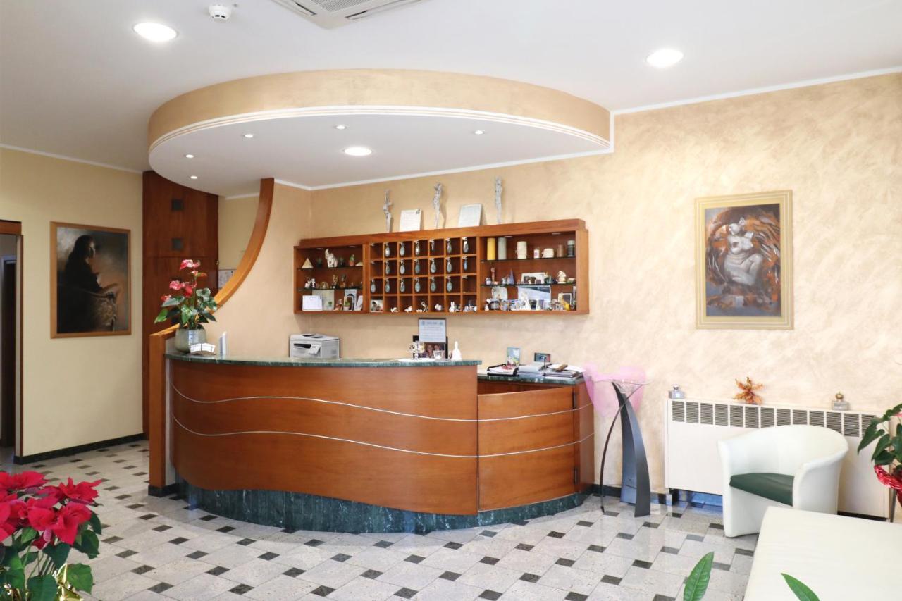 萨博酒店 卡斯特·马焦雷 外观 照片